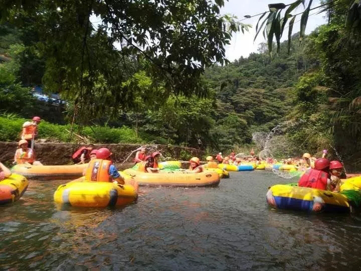 笔架山漂流探险